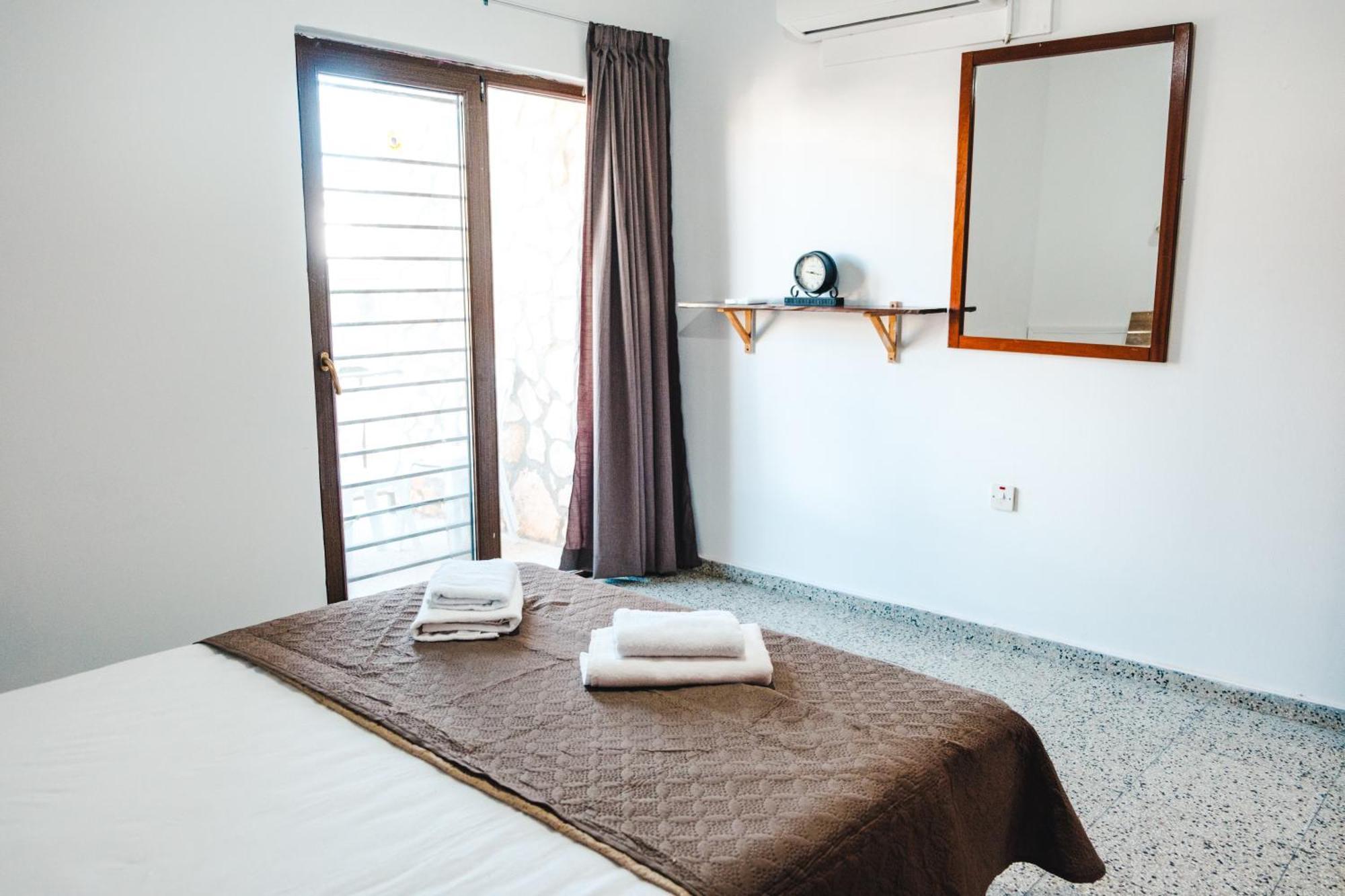Serenityone - Centrally Located One Bedroom Apt Agia Napa Exterior foto